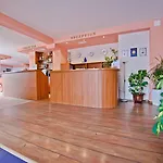 Amfora Hotel 3*