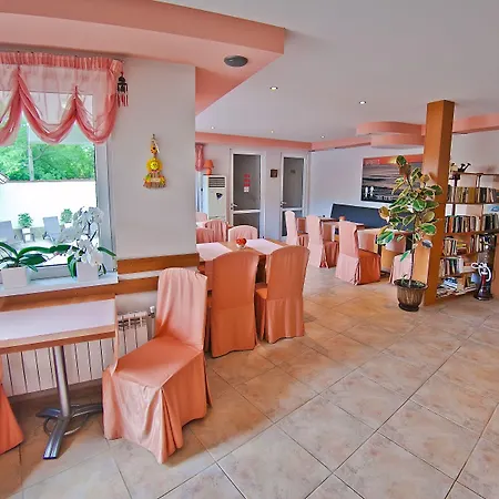 Otel Amfora Aziz Konstantin ve Elena